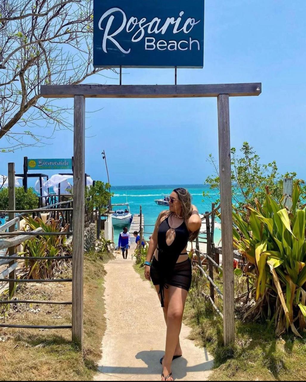Entrada Rosario Beach