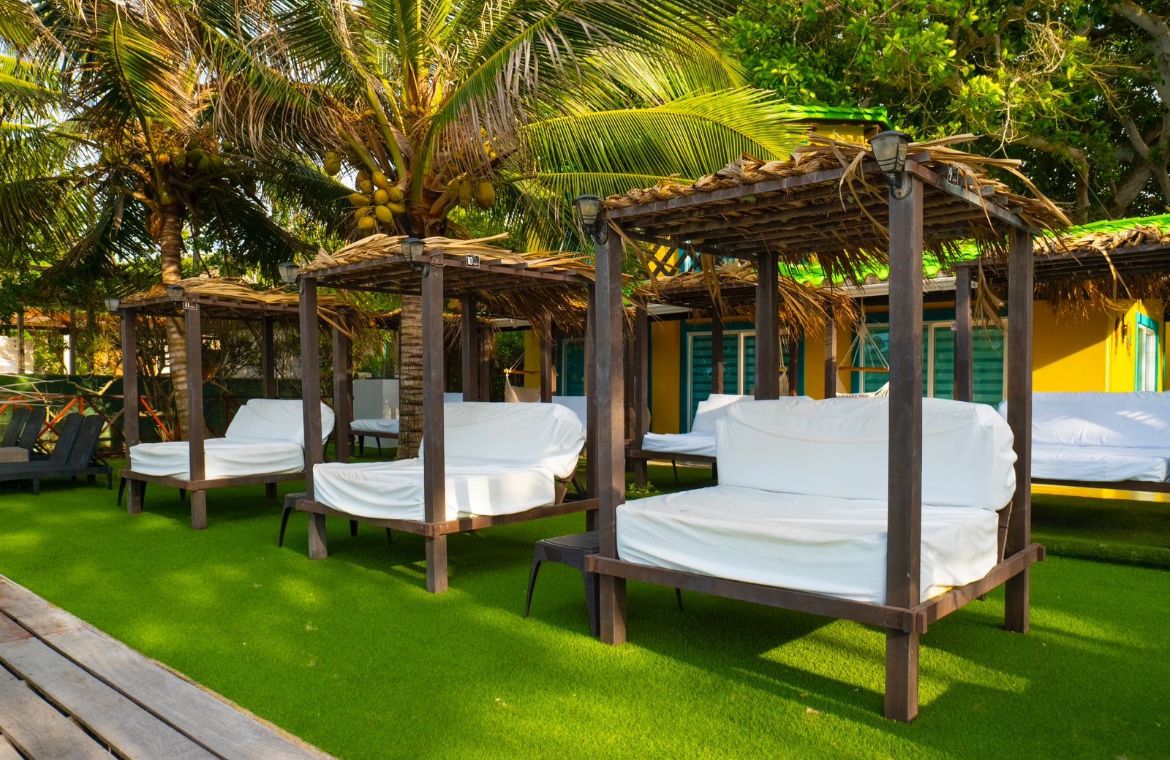 Luxury Area VIP - camas balinesas en jardín